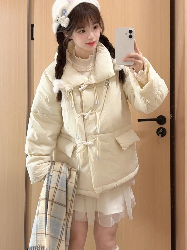 

Ветрозащитное пуховое пальто с роговой пряжкой для женщин, новинка 2025 года, зимняя свободная пушистая пуховая модная зимняя куртка