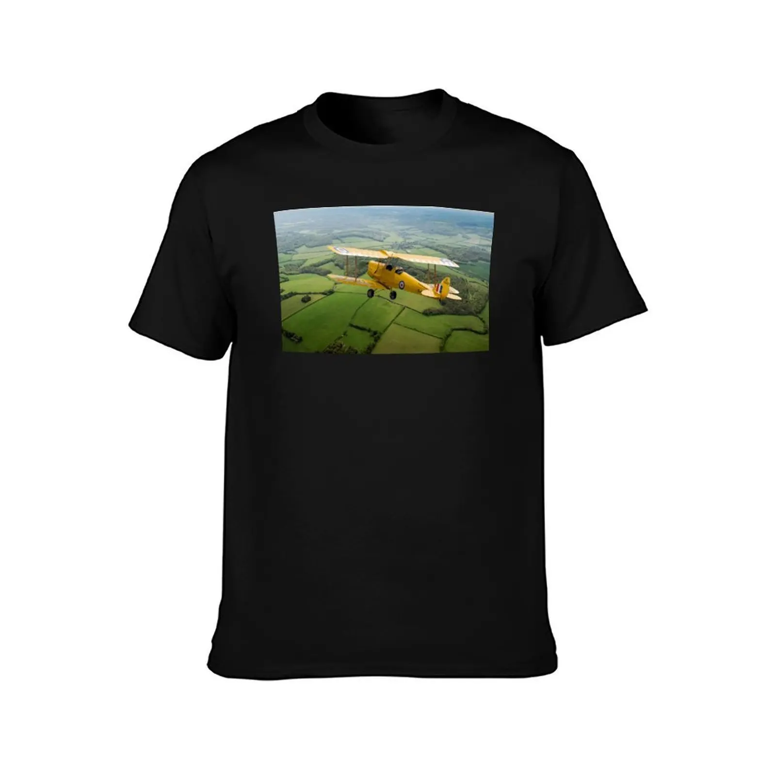Going solo: Tiger Moth basic trainer T-Shirt, Summer Casual Cotton Tee, Oversized Streetwear Tops, Vintage Graphic Print