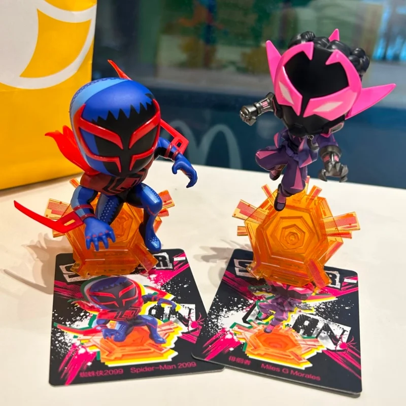 

Подлинная Popmart Человек-Паук Cross The Spider-Verse Series слепая коробка крутая игрушка модель гаражный комплект аниме периферийные устройства украшение дома