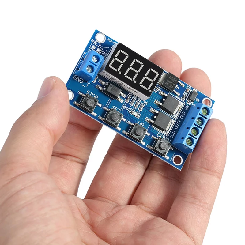 Moduł przekaźnika z opóźnieniem cyklicznym, sterowany impulsami DC 5V-36V, z wyświetlaczem LED i regulowanym czasem wyłączania/włączania.