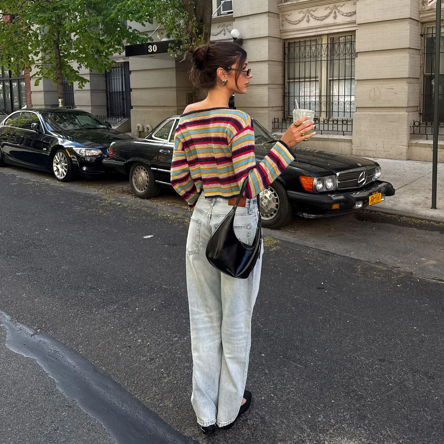 Combhasaki Top da donna lavorato a maglia con spalle scoperte, vestibilità ampia, casual Y2K, maglione corto a maniche lunghe a righe colorate a contrasto