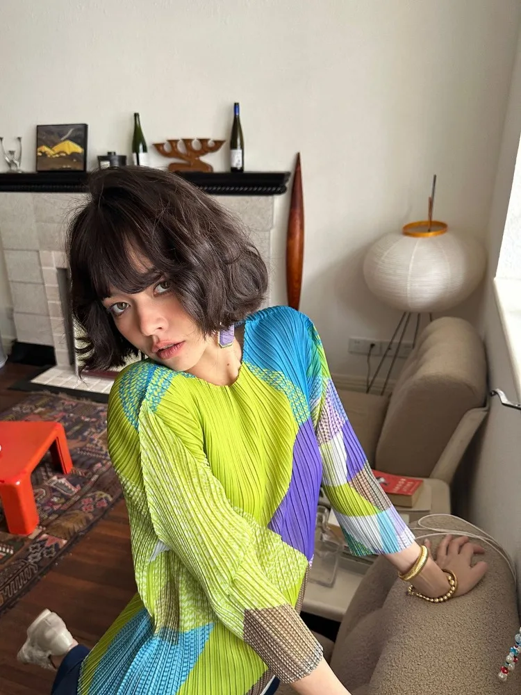 Luxury Design Patchwork Pleated T-Shirts Women Spring Summer Tops Office Lady Outerwear Brand 3/4 Sleeve Tees Tredny Harajuku