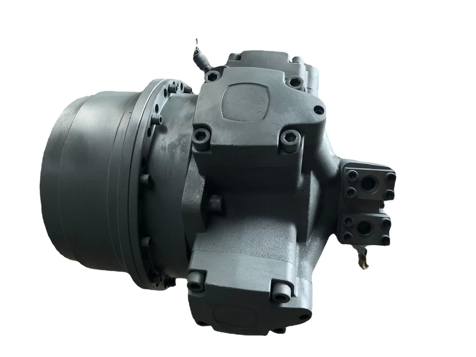 Hydrauliczne urządzenie przekładniowe silnika kruszarki Duży moment obrotowy 100 000 Nm