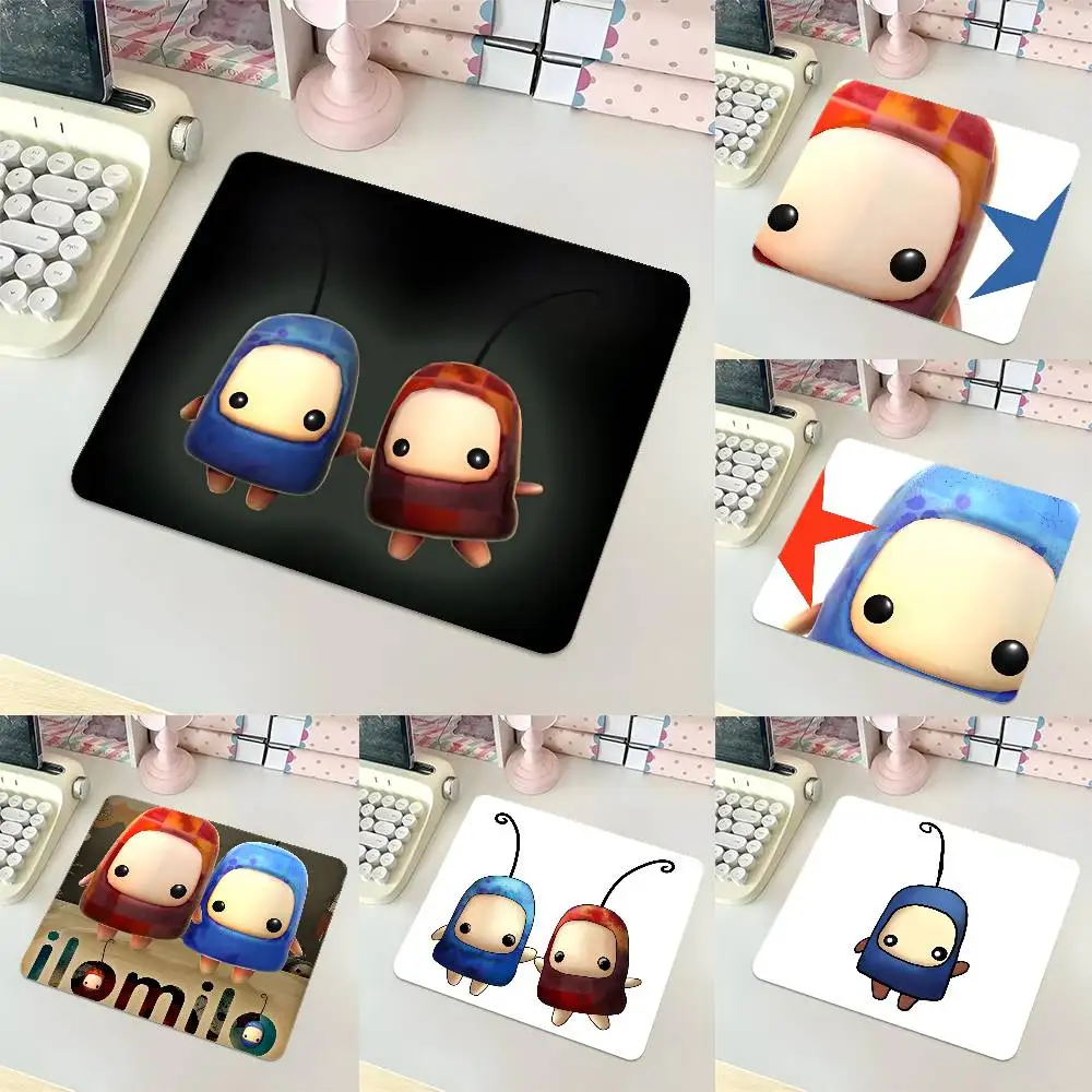 1pc Game I-l-omilo Red Ilo Blue Milo Small Mousepad Keyboard Pad Laptop Cushion Non-slip Deskpad