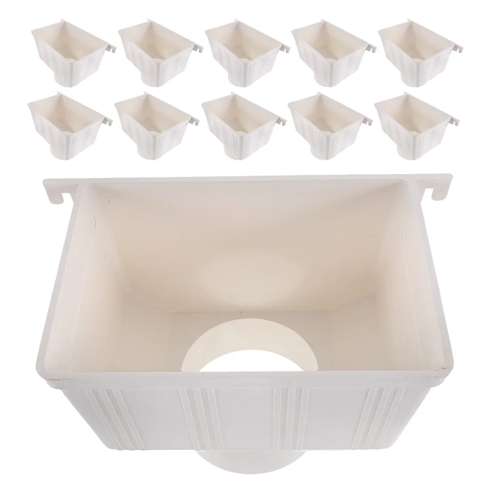 موصل ماسورة التصريف PVC تركيب أنابيب الصرف البلاستيكية القوية أجزاء مزراب المطر والملحقات لجمع المياه في الهواء الطلق