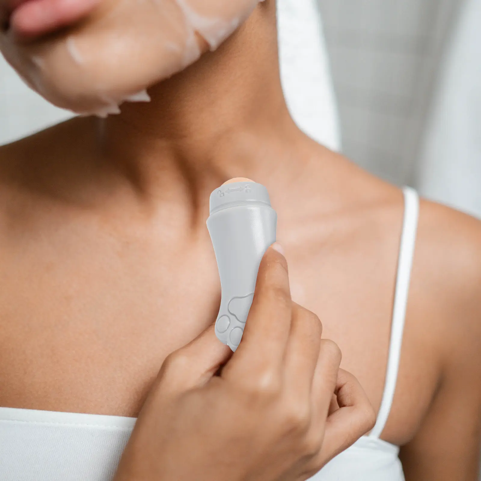 Oil Absorption Volcano Stone Facial Skin Care Tool Massaging Stick Oil-Absorbing view 5