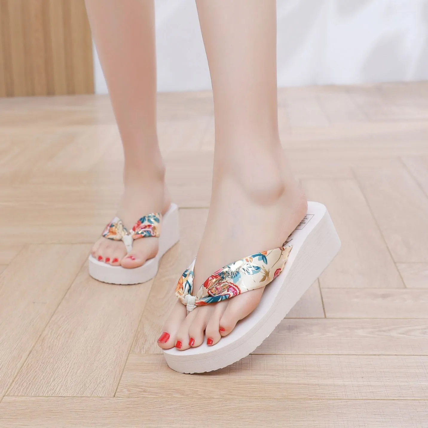 Women Flip Flops Summer Beach Platform Slippers Casual Outside Wedges Sandals Summer Women Shoes