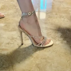 2025 Summer New Sandals Sequins Rhinestone Full Diamond Fashion Banquet Travel Outdoor High Heels Wrap Belt Luxury Sandals