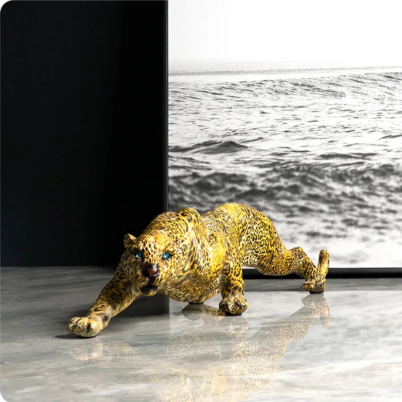 Creative Cheetah Sculpture Simulated Leopard Ornament Animal Ornament Decorative Figurines Home Decoration Accessories