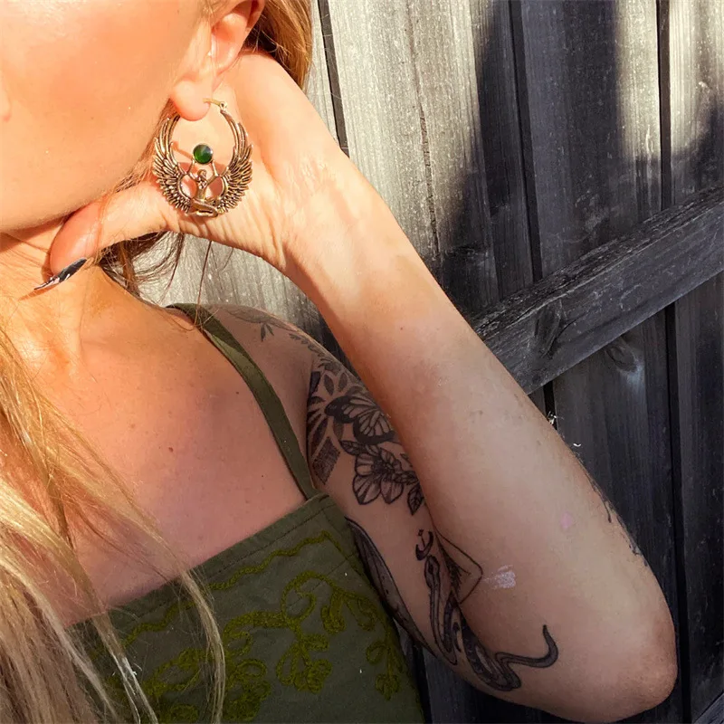 Fashionable Retro Women's Earrings Exquisite Personalized Green Decoration Exquisite Elegant Personalized Jewelry Gifts