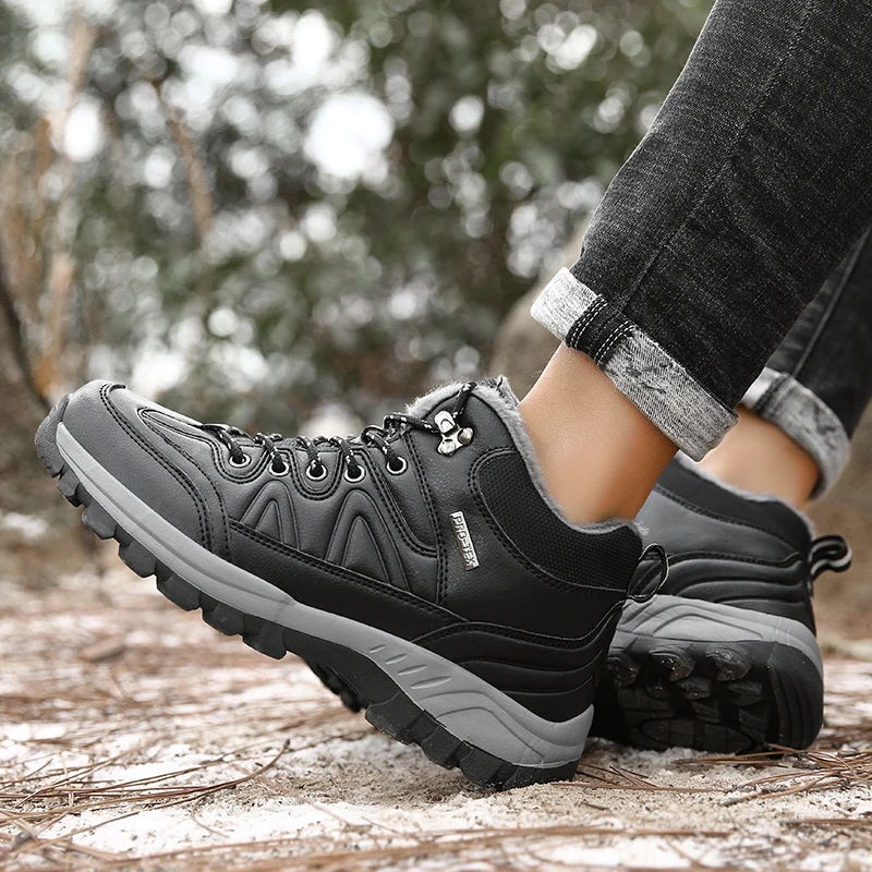 Large size 47 men's hiking shoes with winter fleece, new outdoor mountain camping hiking shoes with high top