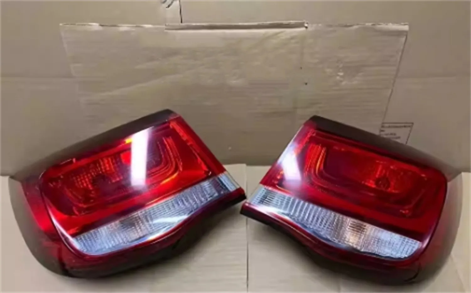 Tail Light Rear Brake Light Reverse turn signal Lamp for Chevrolet Malibu