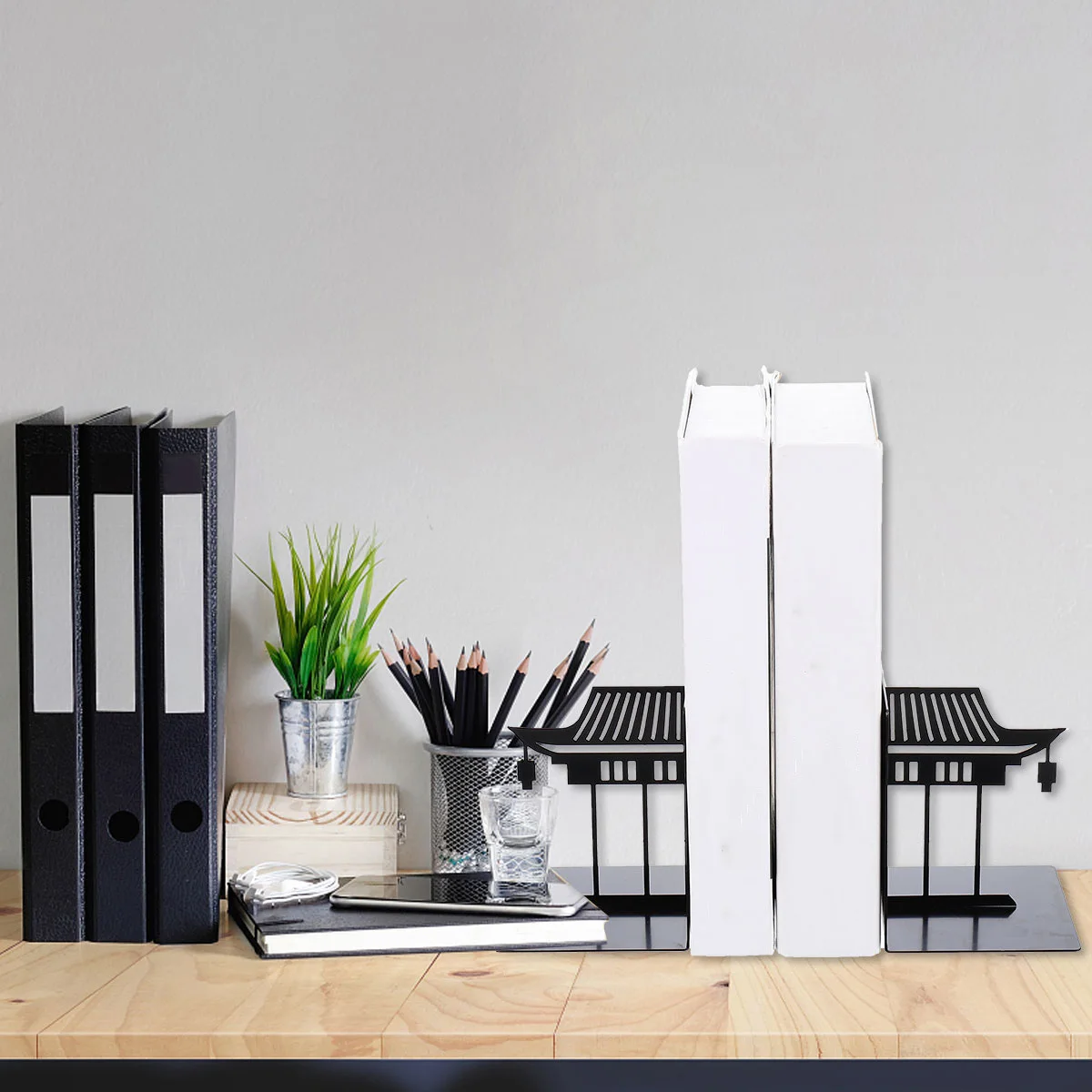1Pair Metal Bookends Chinese Style Practical Book Organizer for Home Office Library Creative Book Support Stand Storage