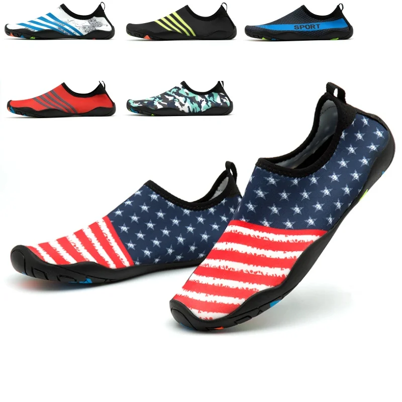 

Quick-Drying Beach Water Shoes Unisex Swimming Aqua Slippers Seaside Barefoot Surfing Upstream Sneakers Women Men Light Sandals