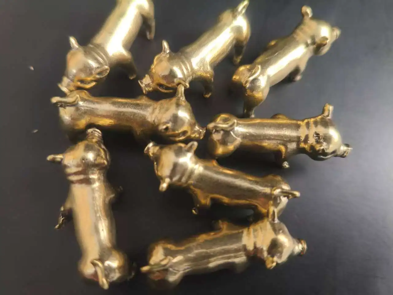 Retro Brass Handmade Pig Miniatures Figurines Desk Ornament Metal Copper Animal Model Toy Tea Pets Decoration Crafts Accessories