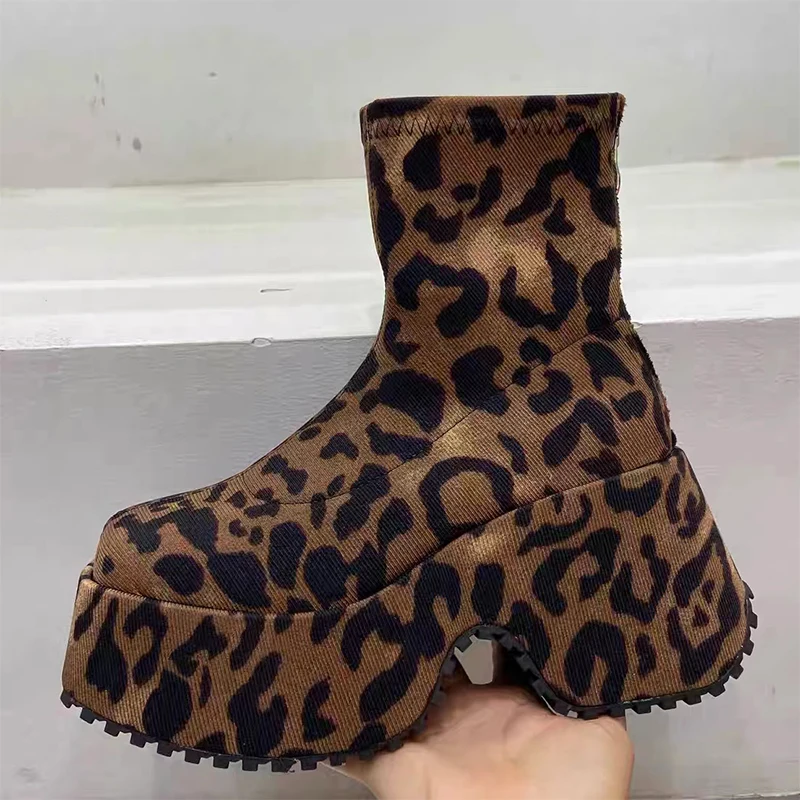 Round head Ankle Boots Fashion Boots Sexy Platform Print Leopard New Mid Heel Ankle Boot women Vintage Casual Ladies Riding Boot