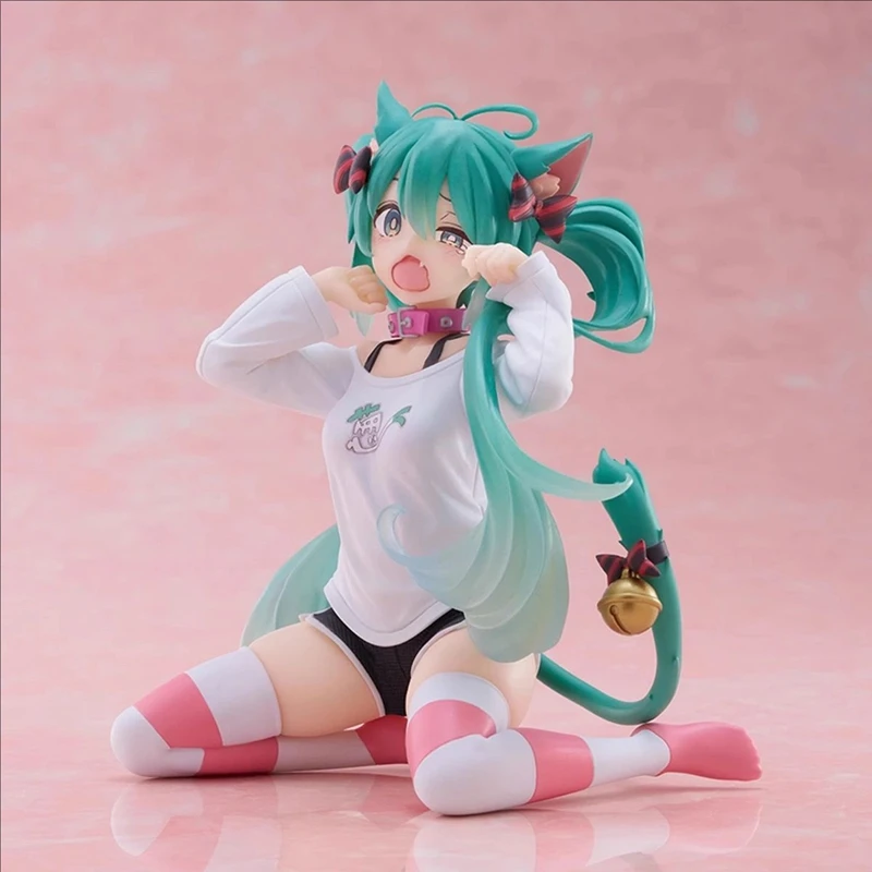 Taito Hatsune Miku Cat T-Shirt Garage Kit Miku Cat Ear Short Sleeved Pajamas Model Holiday Birthday Gifts Desktop Ornament