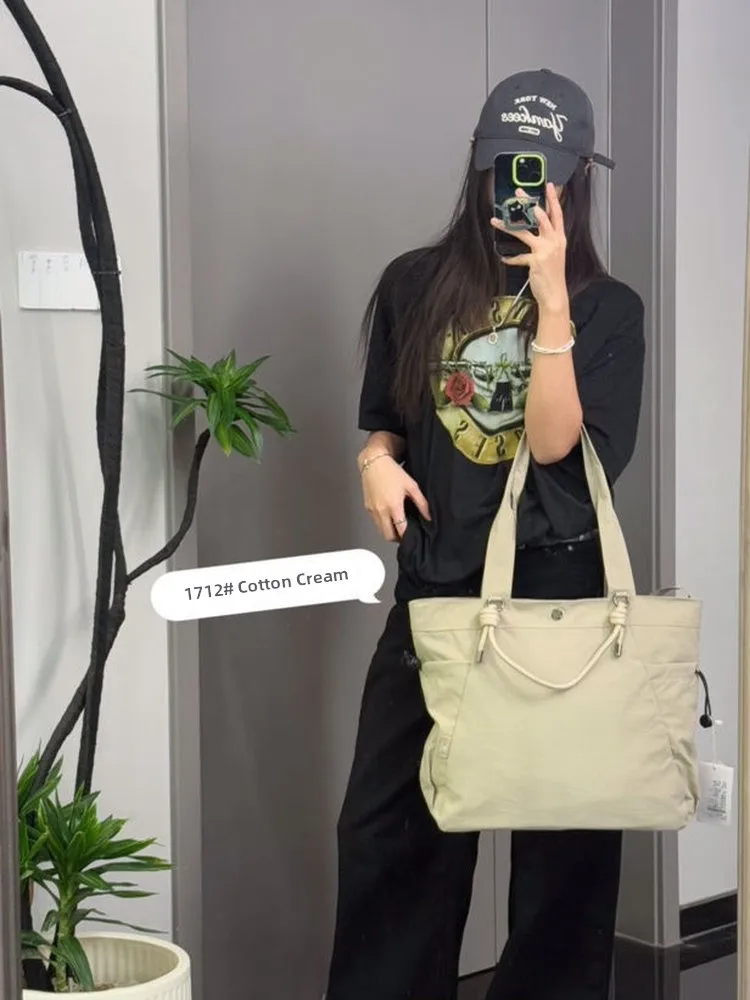 

Waterproof Pouch Series Parachute Fabric Single oulder Bag Men Women Underarm Large Capaci Tote Bag Handbag Bopu