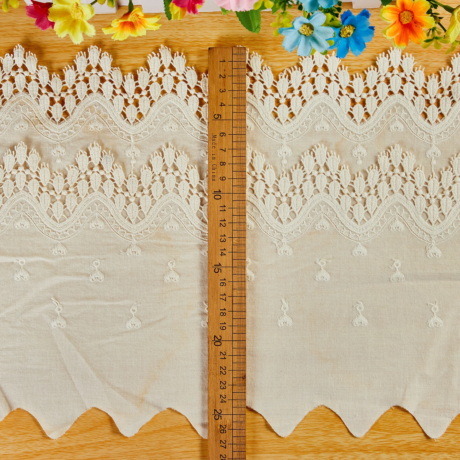 3 Yards/Lot. Beige und Weiß, 100 % Baumwolle, bestickte Spitzenstoffe, Damenbekleidung, DIY-Spitzenbesatz. – Detail 6