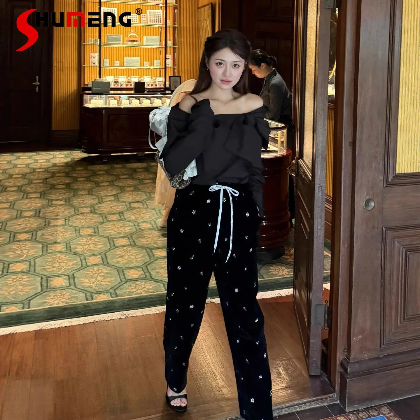 

Japanese Style Fashion Sweet Velvet Pants Set for Women Casual Dress Short Jacket Bud Camis Set Spring and Autumn Womens Outfits