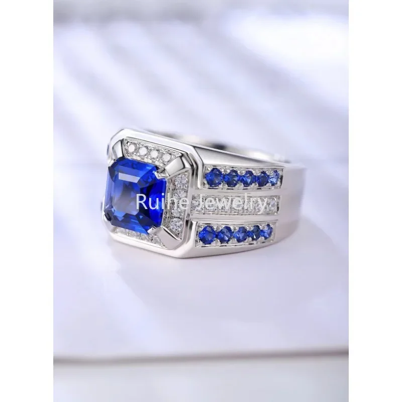 

Ruihe New Hot Sale 925 Silver 2.96ct Lab Grown Sapphire Gemstone with Simulated Diamond Zirconia Men's Ring Jewelry Fashion Gift