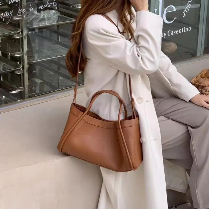 New Vintage Tote Bag One Shoulder Crossbody Bag Versatile Commuter Litchi Pattern Soft Leather Large Capacity Handbag