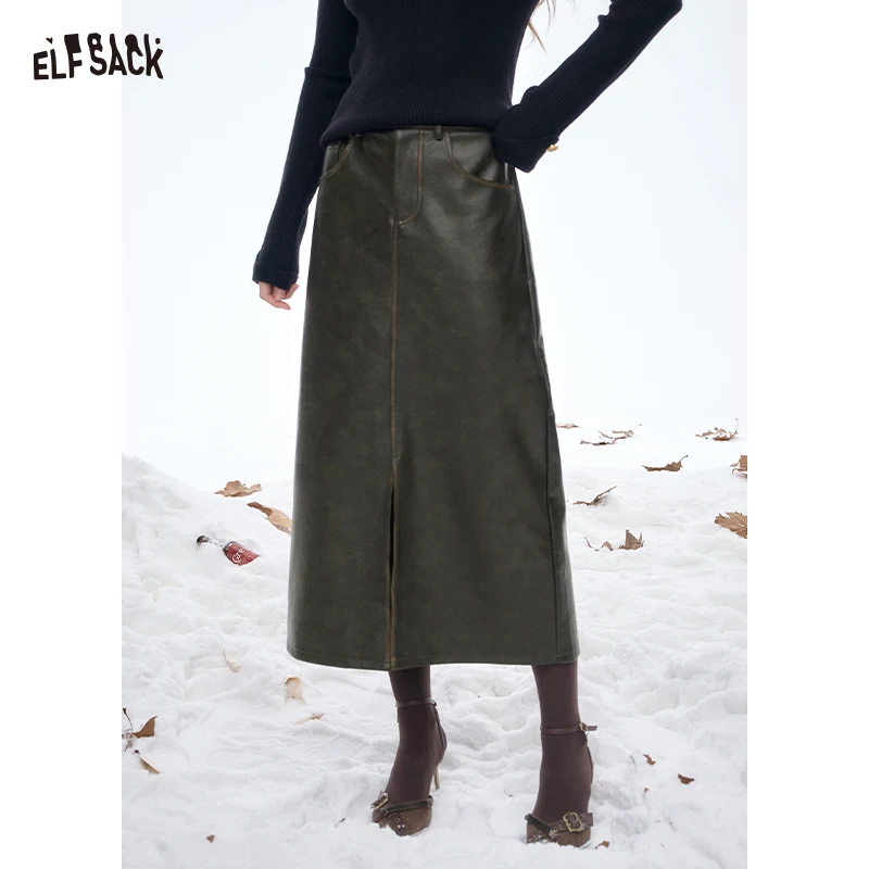 

ELFSACK 2025 Winter New Arrivals Y2K Elegant Sexy Faux Leather Front Slit A-Line Maxi Skirt For Women