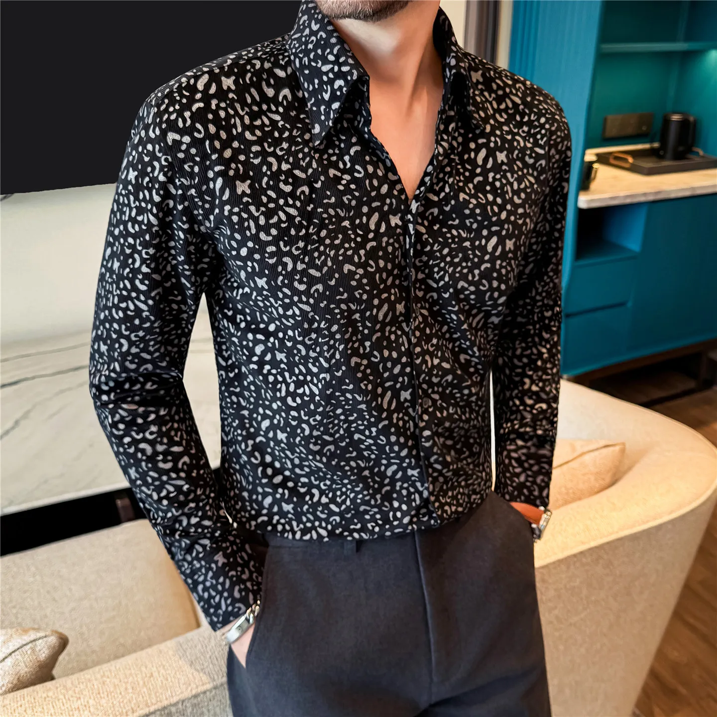 

2026 Spring Corduroy Men's Floral Shirt High Quality Long Sleeve Casual Shirts V Collar Social Business Dress Shirt Men Clothing