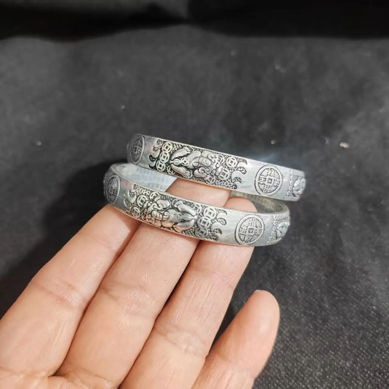 

Handmade traditional craftsmanship retro silver bracelet Pixiu fashion bracelet and open bracelet