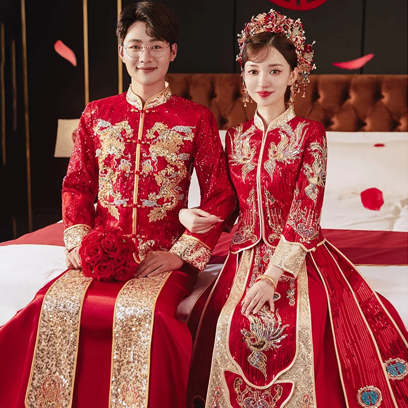 

Gorgeous Golden Red XiuHe Suit Traditional Chinese Style Women Wedding Dress Beading Sequins Long Sleeves Bride Set