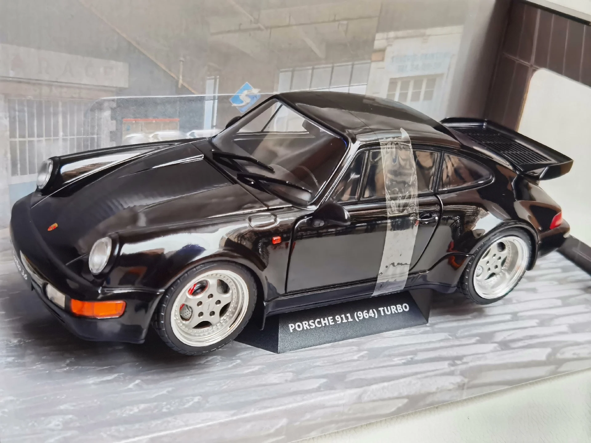 Diecast SOLIDO 1/18 Schaal PORSCHE 911 964 Torbo 1990 Porsche Legering Model Auto Collectible Toy Gift Souvenir Display Ornament