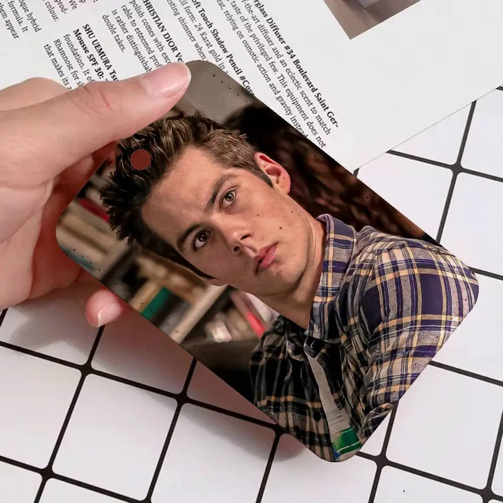 Custom Dylan O’Brien Rectangle ID Card Case Keychain Access Card Bag Key Tag Ring Leather Card Holder Key Ring Access
