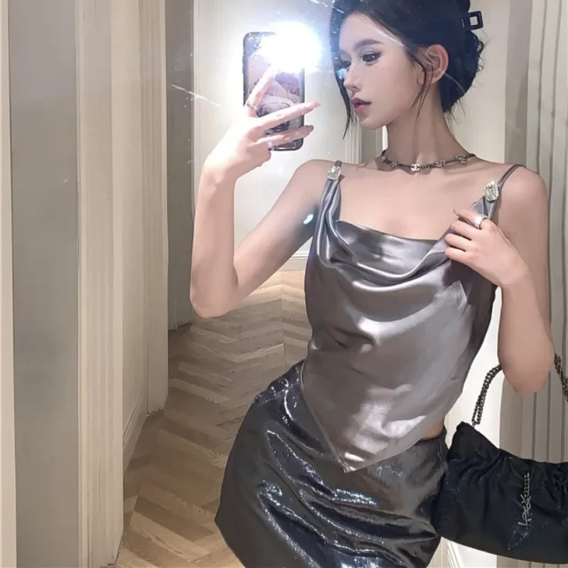 Canotta da donna slim fit in raso capispalla solido senza maniche design semplice piccante da donna temperamento moda coreana accogliente streetwear