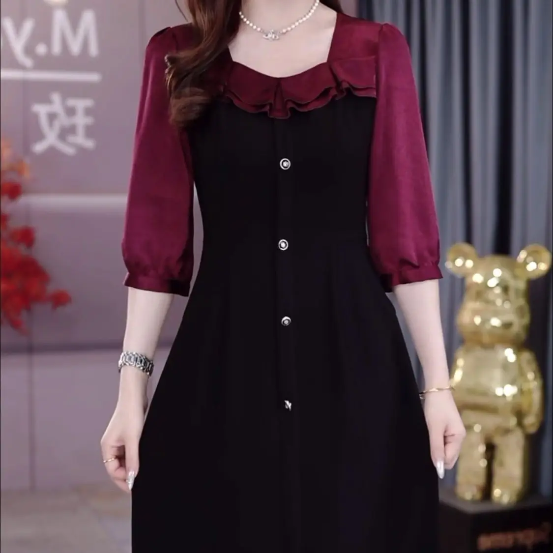 Elegantes und stilvolles langes Kleid 2025, Frühjahr, neues mittellanges Slim-Fit-Kleid für Damen