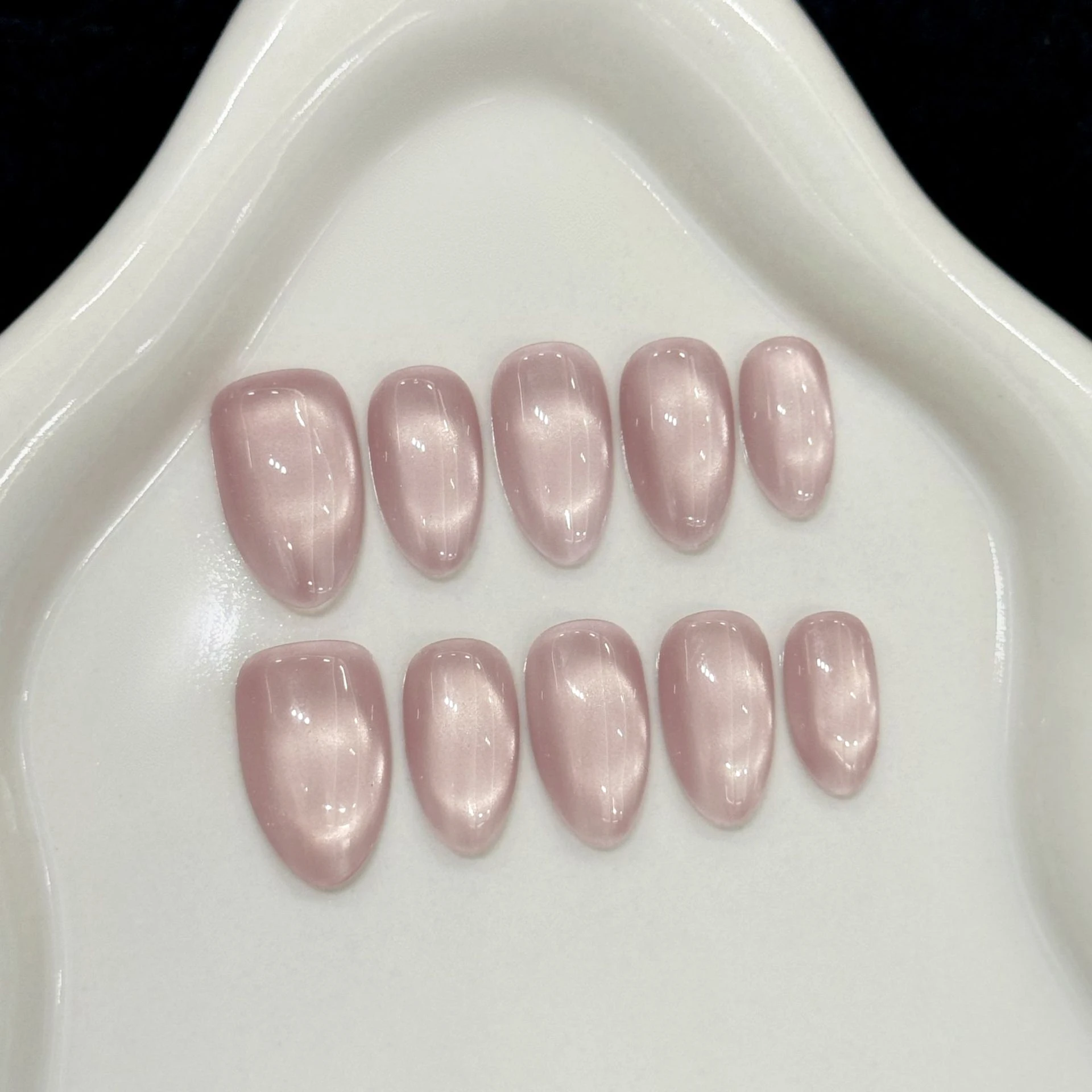 10Pcs Nude Color Almond Shiny - Nail Art Cat Eye Simple ulasan dan harga