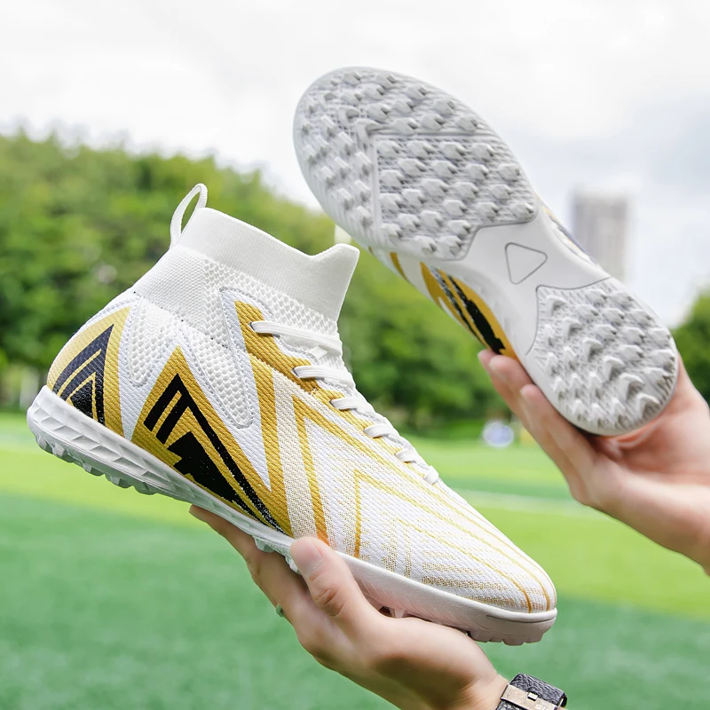 

Высокие футбольные бутсы 2025 года, мужские нескользящие спортивные кроссовки TF/FG, сверхлегкие футбольные бутсы с длинными шипами, устойчивые унисекс для ног