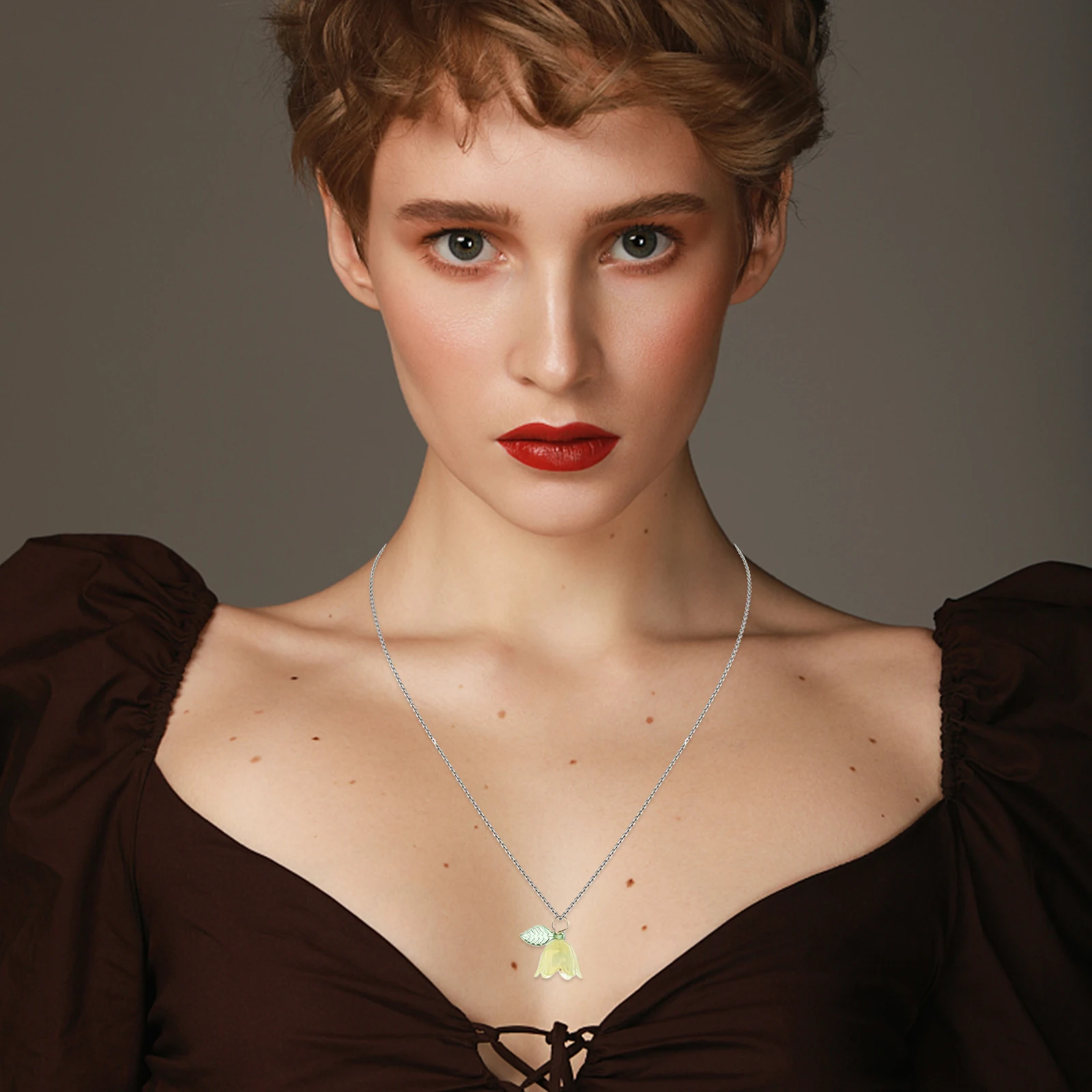 

18Pcs Jewelry Making Beads Charms Lily Flower Pendants for DIY Bracelets Necklaces Earrings Keychains Lily Flower Charms