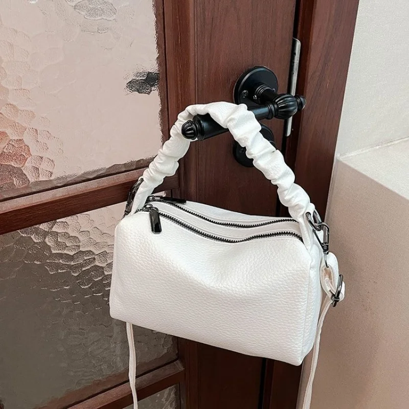 

Casual-chic 2025 New Ladies Luxury Brand Leather Tote Bag Famous Designer Popular Vintage Casual​