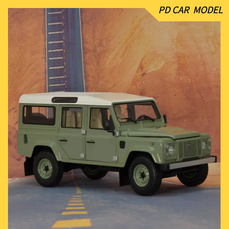 ALMOST REAL  Collectible 1:18 Scale Model for  LAND ROVER DEFENDER 110  2015 for friends and family