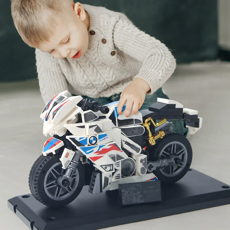 モック-男の子用のオートバイのビルディングブロックセット,組み立ての専門家,スーパーバイクモデルキット,レーシングモーター,組み立てられたおもちゃ,子供へのギフト