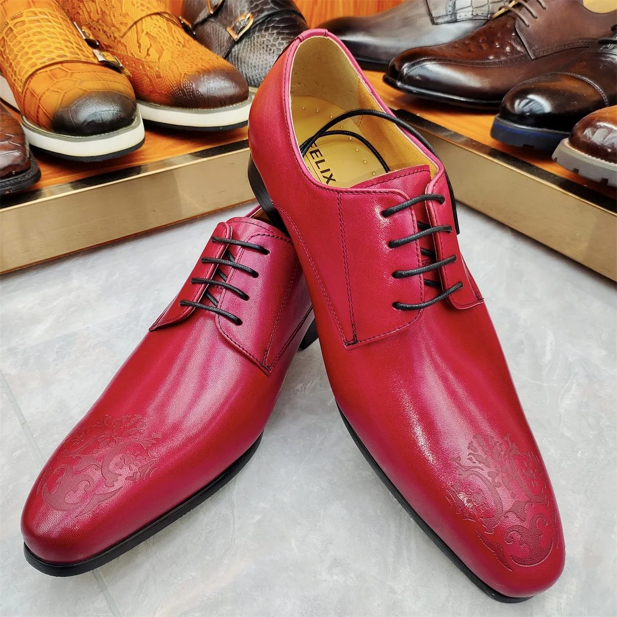 

2025 High Quality Men's Pointed Toe Oxford Shoes Red Genuine Leather Dress Shoes for Wedding Office Professional Men's Footwear