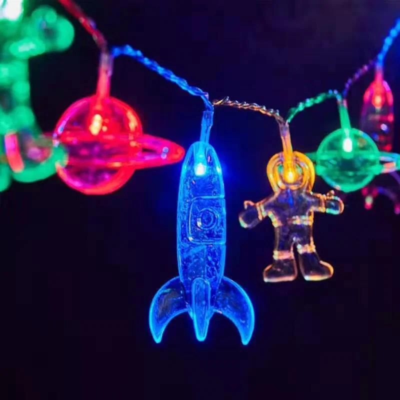 Tira de luces LED con batería para decoración de dormitorio de niños, tira de luces con forma de astronauta, cohete, Planeta, hadas de navidad, regalos creativos, 10/20/40 Uds.