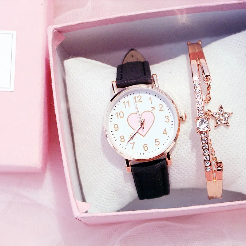 Cute Heart Pattern Dial Girls Quartz Wrist Watch Simple Leather Band Fashion Watch For Student Daily Gift