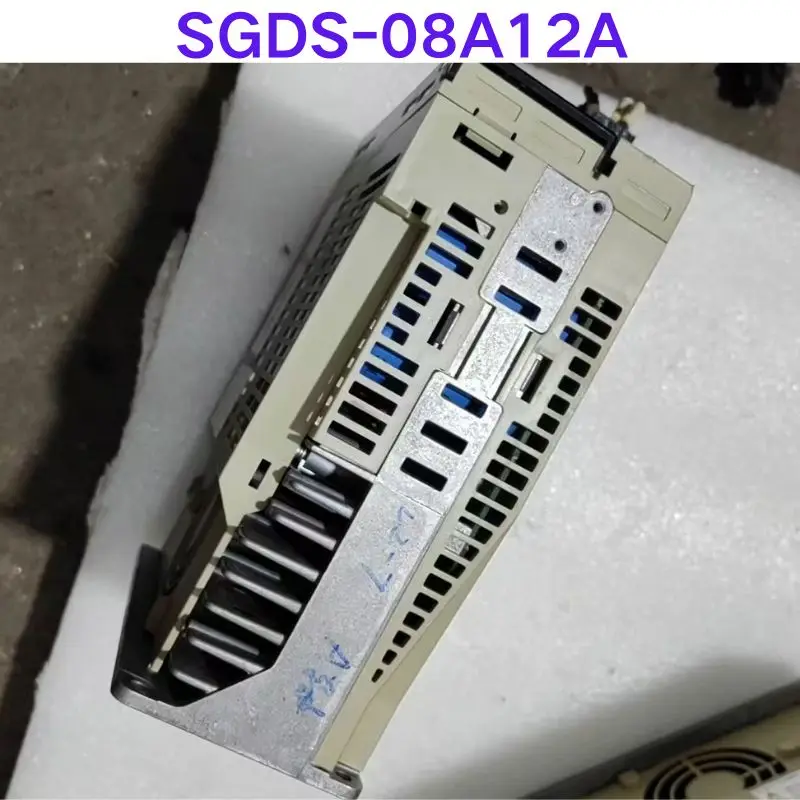 Second-hand test OK , Servo  Drive SGDS-08A12A