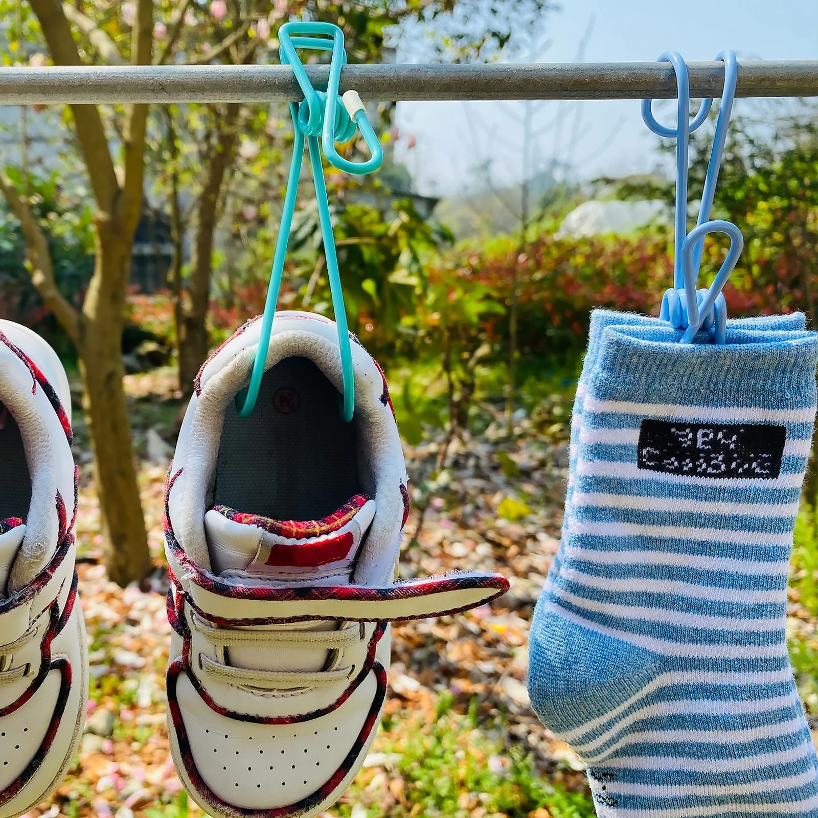 

10pcs Multi-Function Clothes With Hook Plastic-Coated Colorful Space-Saving Laundry Pin For Kitchen Bathroom Yard Socks