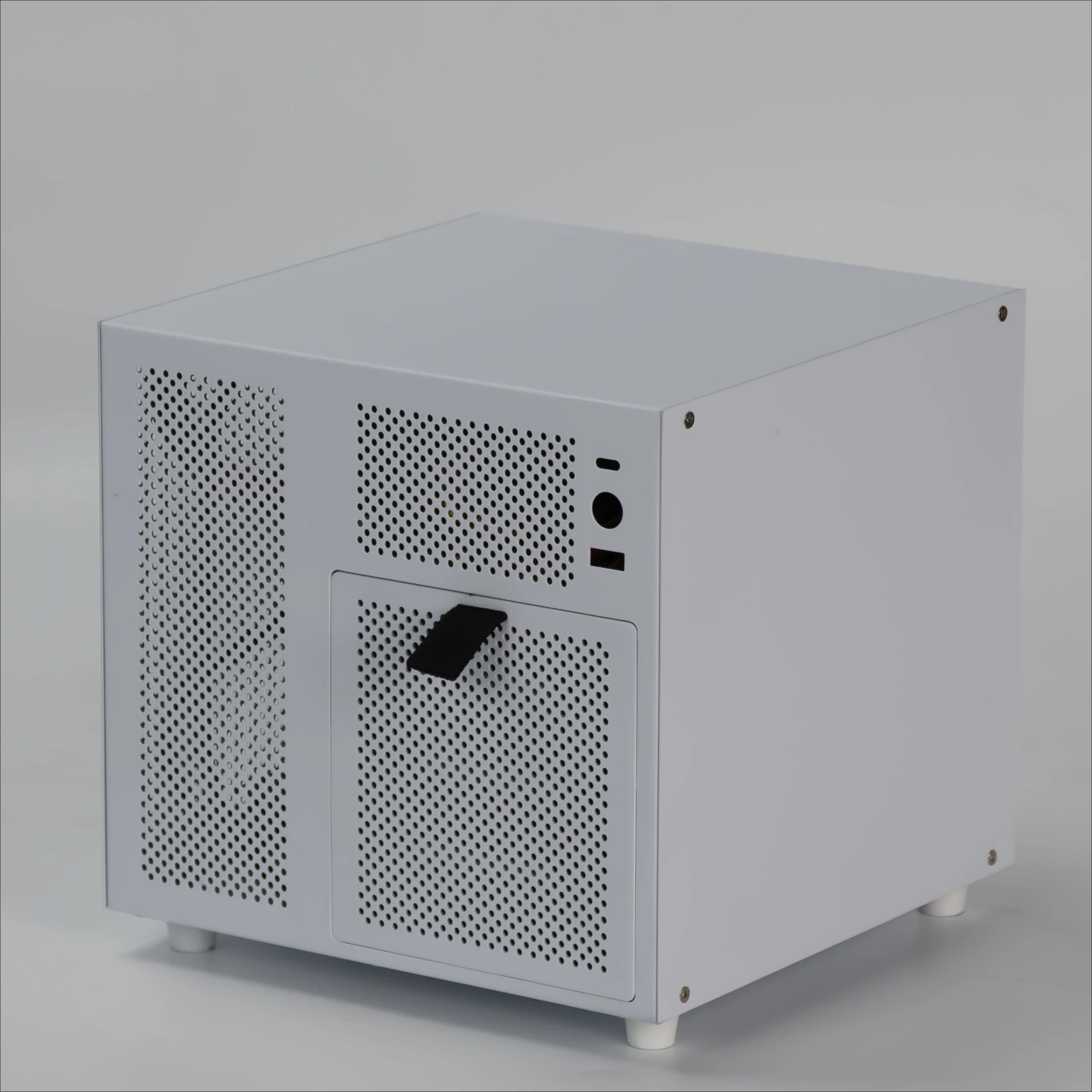 เคส NAS Ursa Minor 4 ช่องใส่ฮาร์ดดิสก์, รองรับพาวเวอร์ซัพพลายแบบ SFX, เมนบอร์ด ITX, สีดำ Feiniu, เหมาะสำหรับใช้เป็นเซิร์ฟเวอร์จัดเก็บข้อมูลภายในบ้าน, ขนาดเล็ก