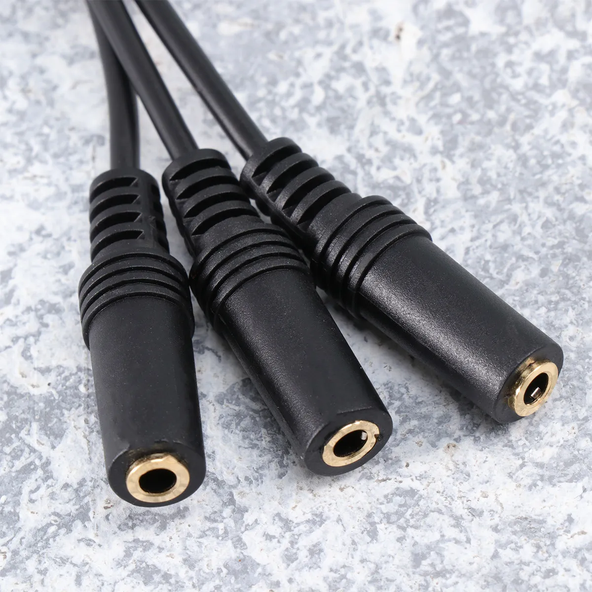 1Pcs 3.5mm Audio Signal Adapter Mobile Phone Headset Microphone Splitter Cable Stereo Extension for Laptop Travel