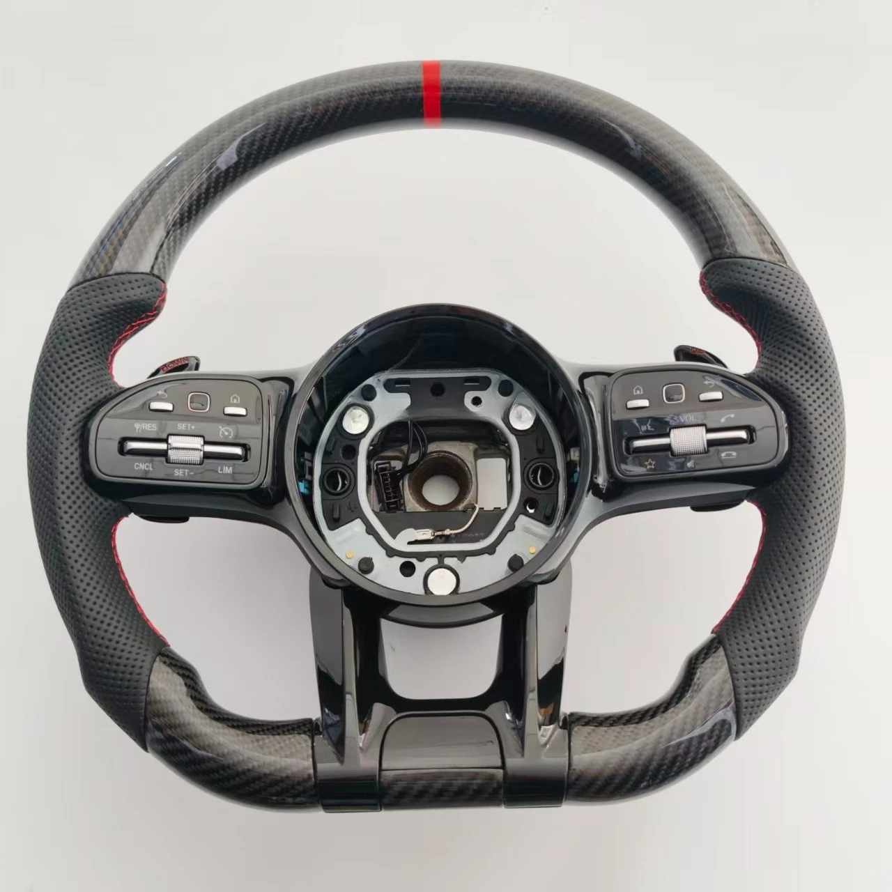 

Car carbon fiber style steering wheel, bright black sports design, non-destructive replacement, the latest model