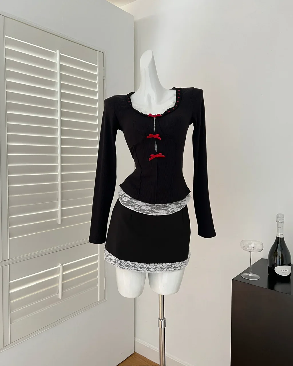 

Lace Spliced Velvet Bow V-Neck Women's Tops Long Sleeve Slim Fit Sexy Fashion Trendy Autumn New Clothes Long Sleeve Top+skirts