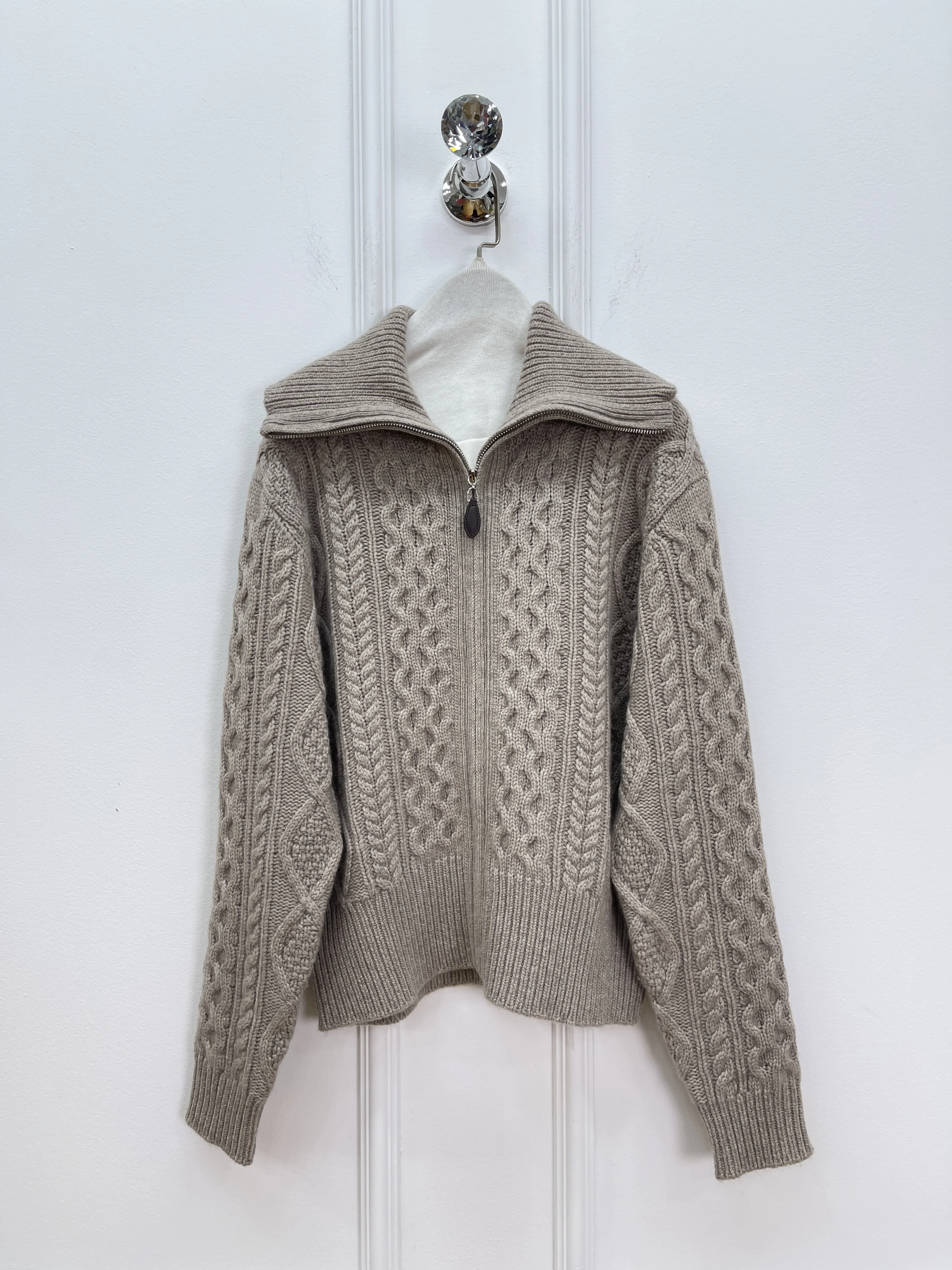 

Новый осенне-зимний высококачественный кашемировый шерстяной вязаный кардиган с круглым вырезом для женщин